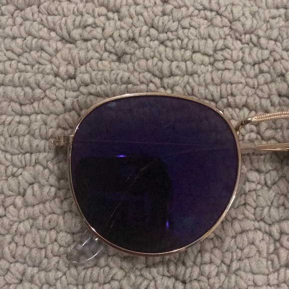 purple lens gold frame sunglasses - Picture 2 of 4